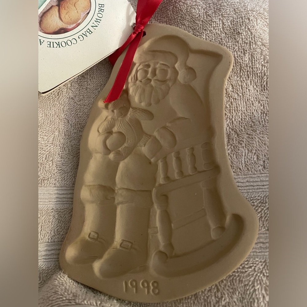NWT Brown bag cookies art, vintage, rocking santa, cookie mold